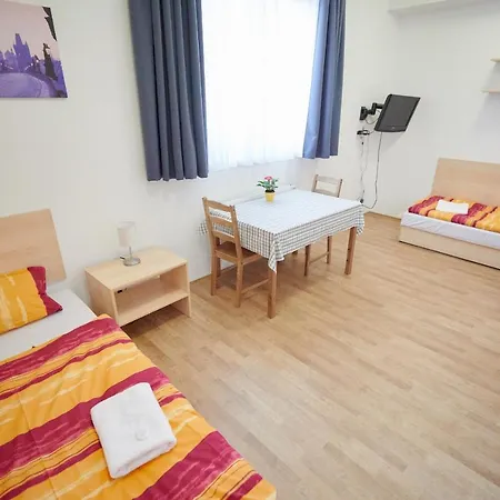 University Hotel Prague Exterior photo