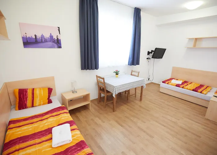 University Hotel